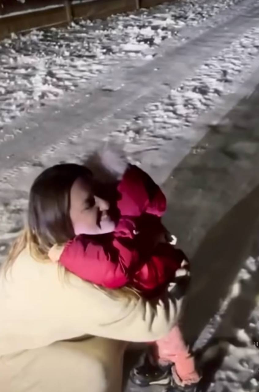 Могилевську довели до сліз її названі донечки: зворушливе відео